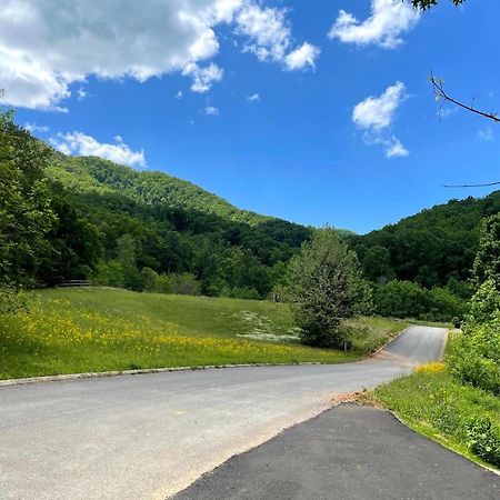 Misty Mountain Retreat Villa Sevierville Exterior photo